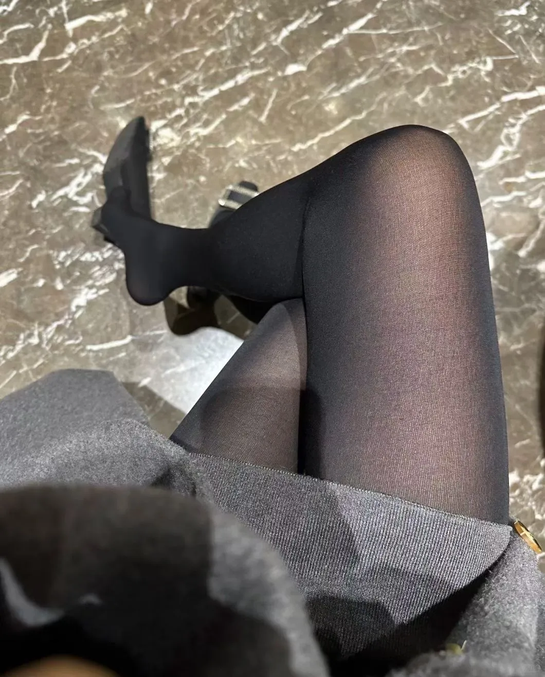 陷入了纠结中ing