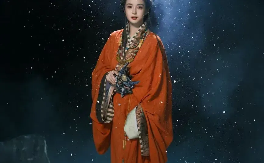 张雅钦是从诗经里走出来的美人吧！