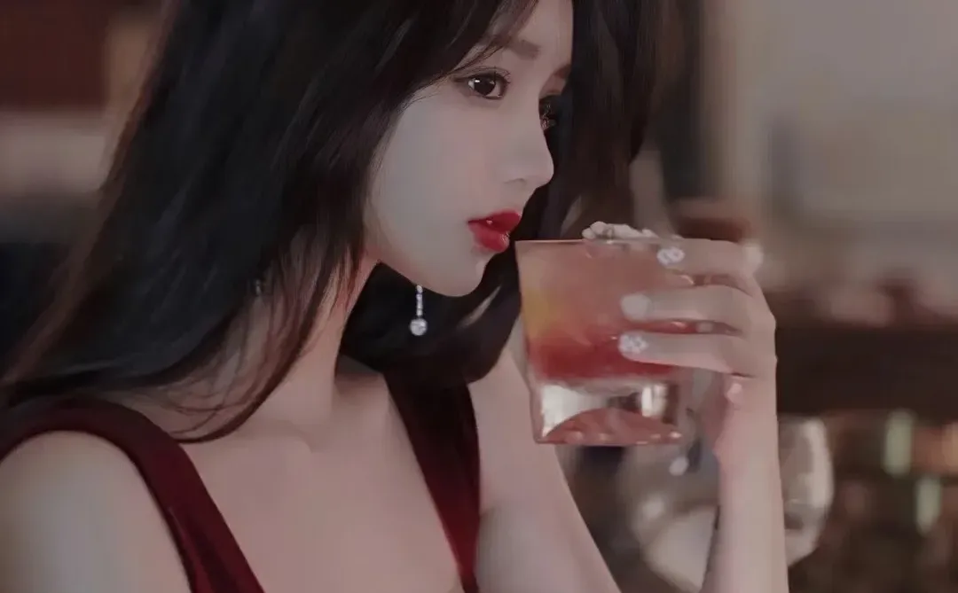 女生头像小清新 真人小众优质女头像