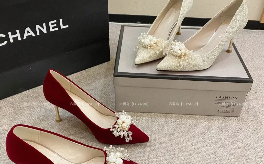 优雅红色结婚鞋女2026新款中式配秀禾服