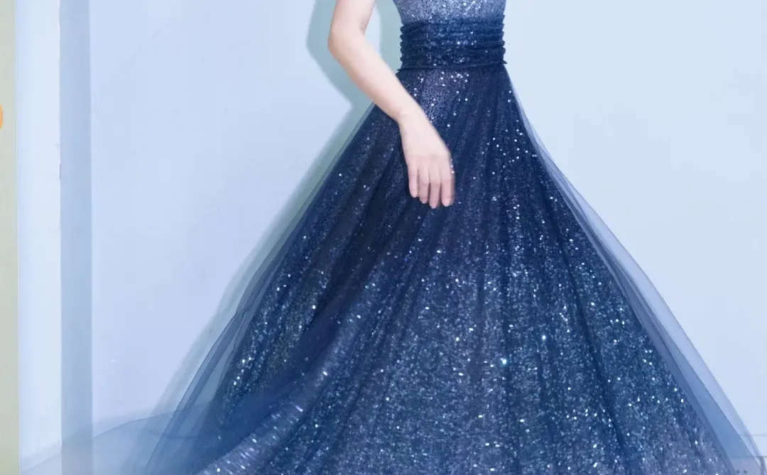 杨颖早年星光裙｜原来我们生来就有光。