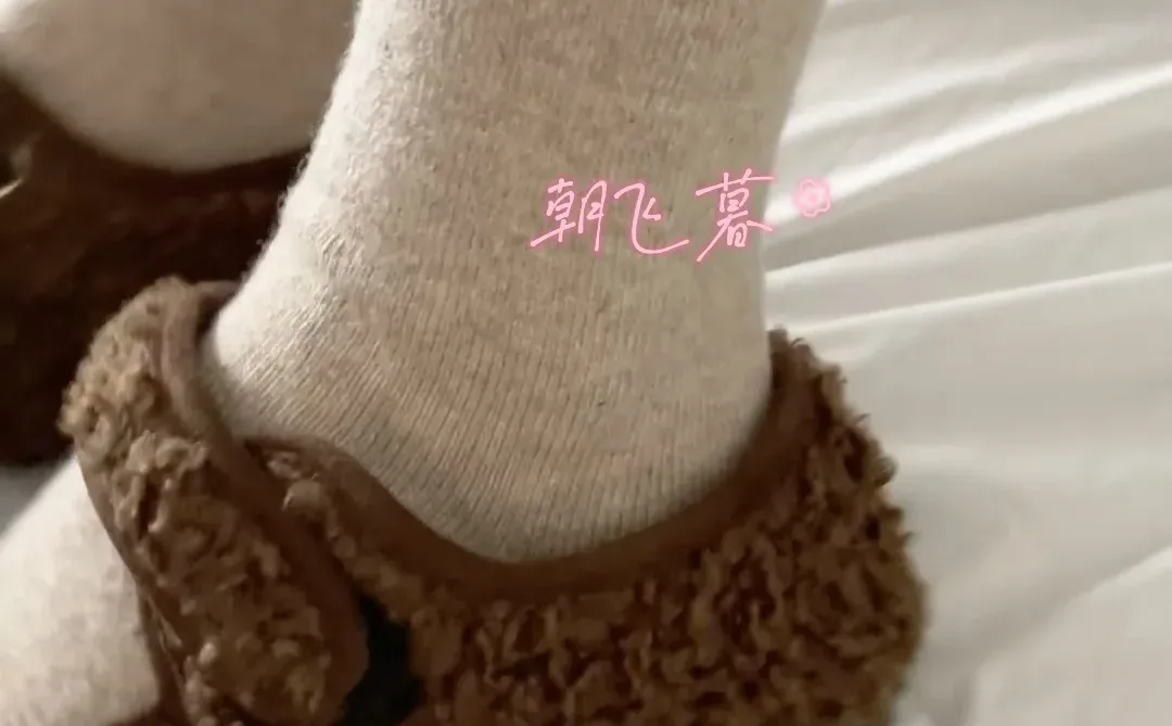 实况直出～尊嘟好美，会反复回购的袜子🧦