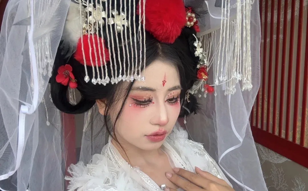 145就可以拿下同款妆造