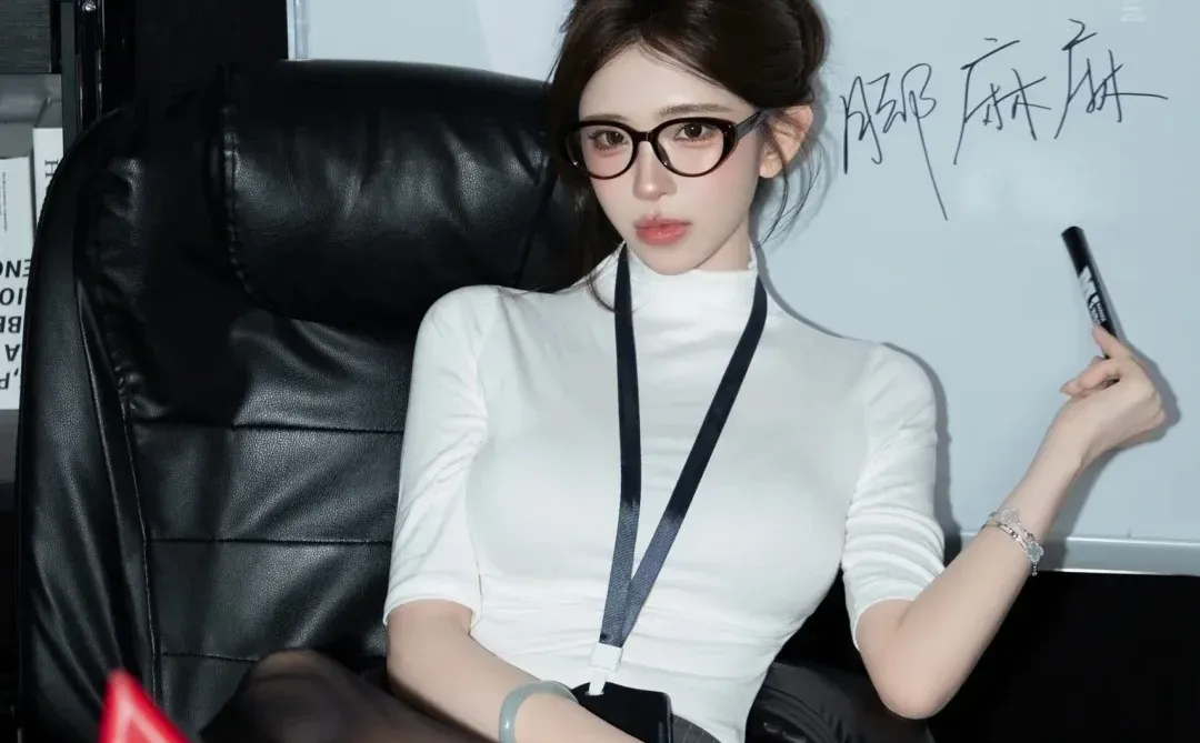 高级氛围感❗️高智迷人的辣妹