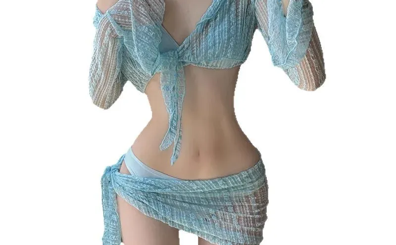 这套比基尼+罩衫也太性感显瘦了吧！