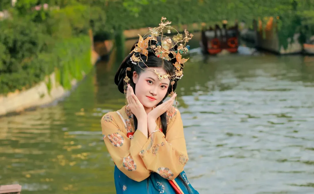 好美的古装女孩啊～～～