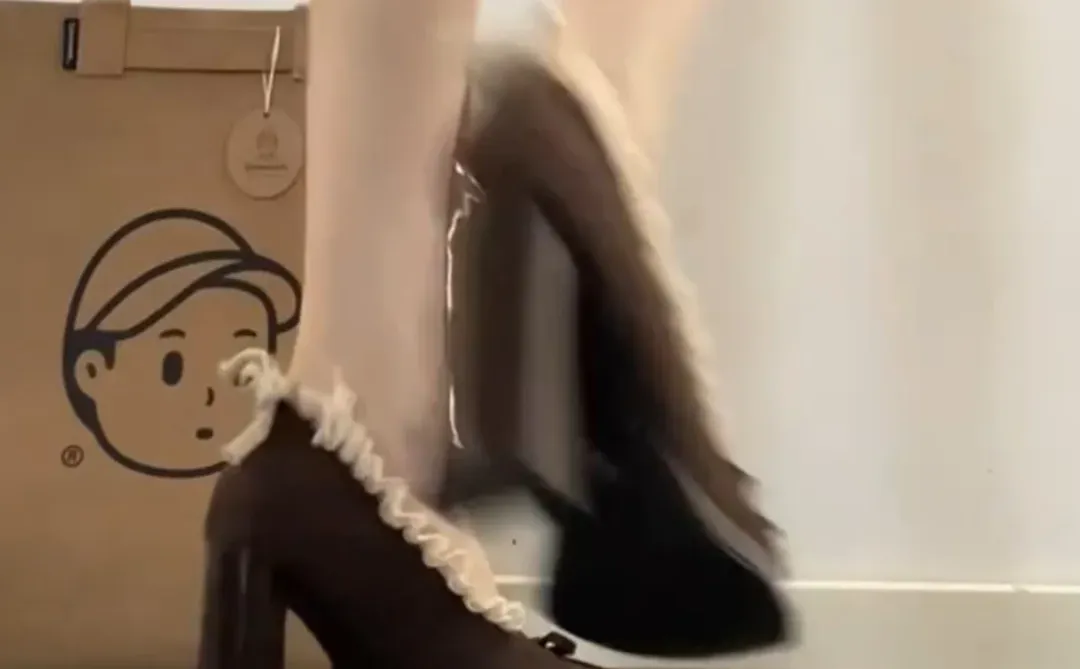 o耶泰美了！！漂亮高跟鞋稳健好走我是会找的