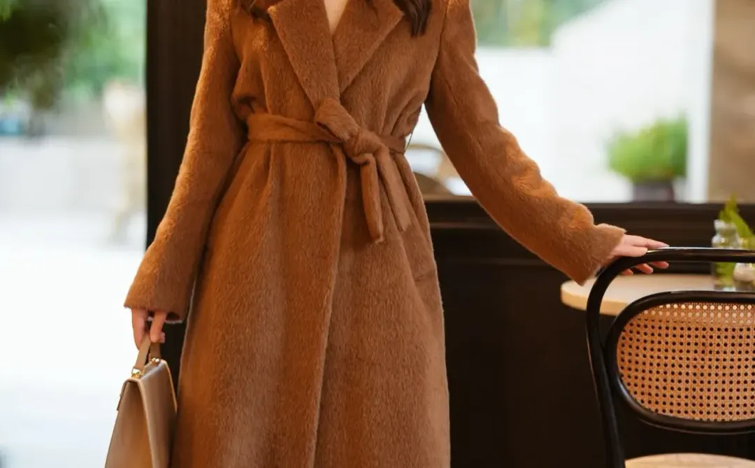 摩卡棕优雅，大衣还是太权威了！