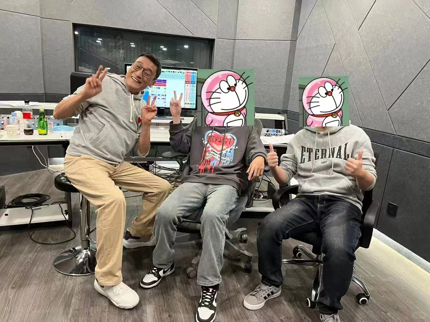 录音棚今天谁来了❓❓❓