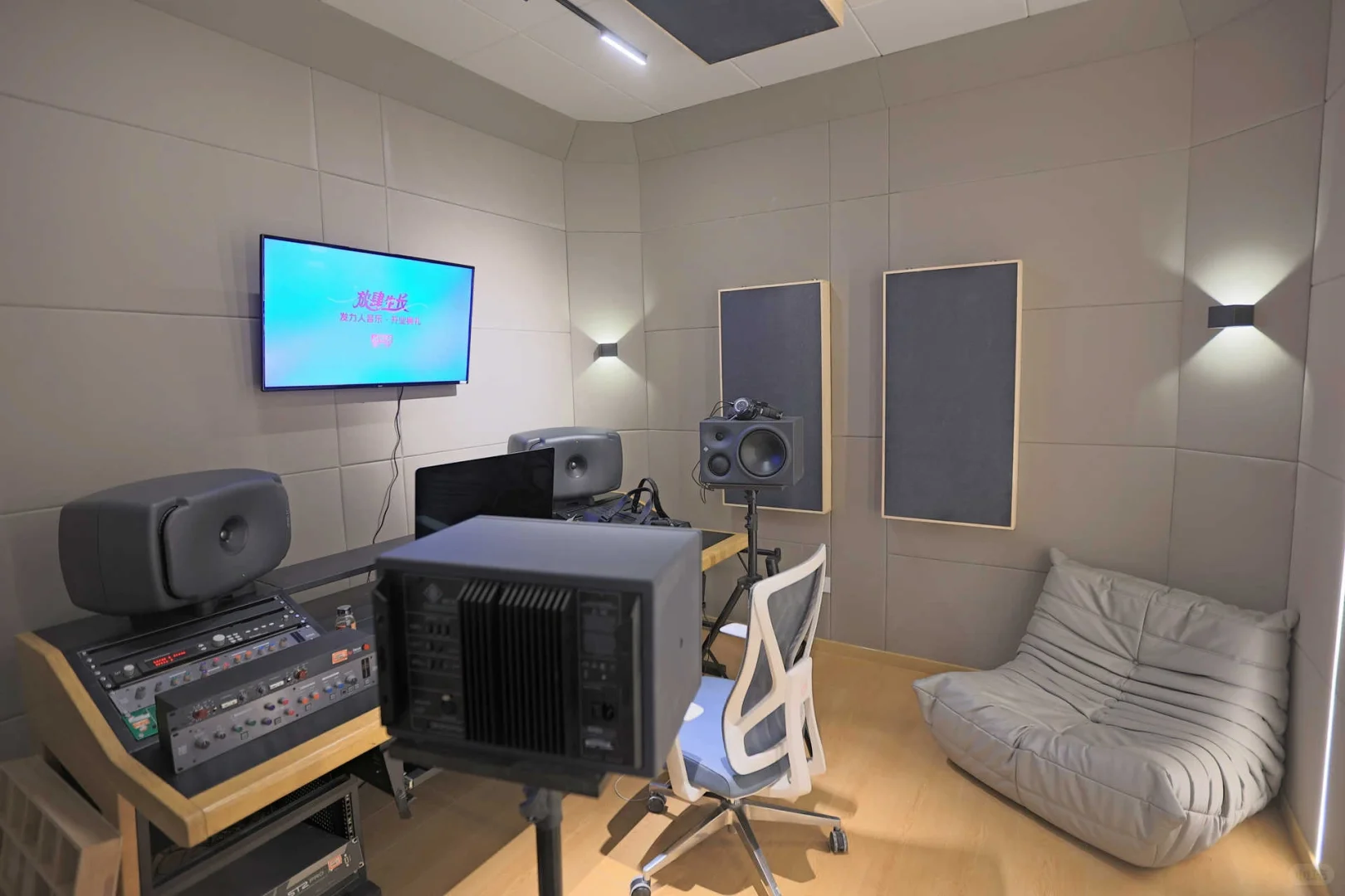 成都发力人音乐公司招音乐人了!