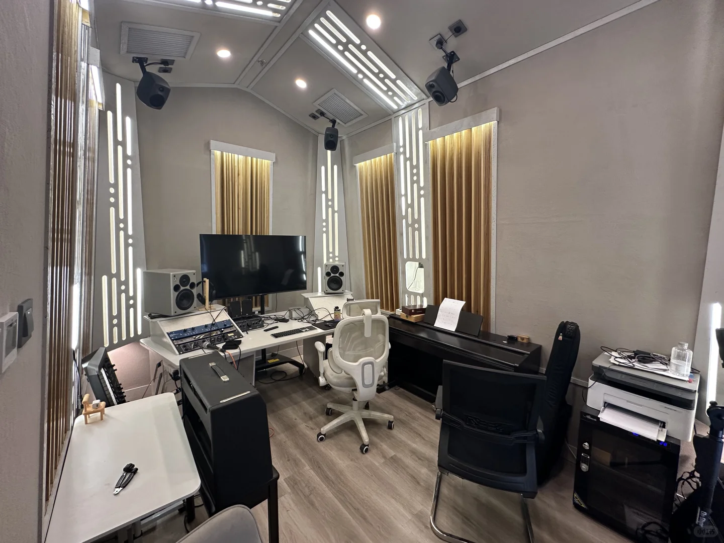 有没有写歌厉害的音乐人来我棚一起交流玩!