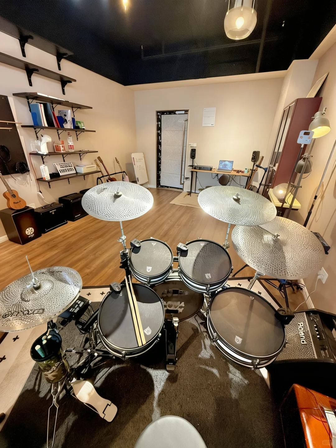 上海御桥又多了一家音乐工作室