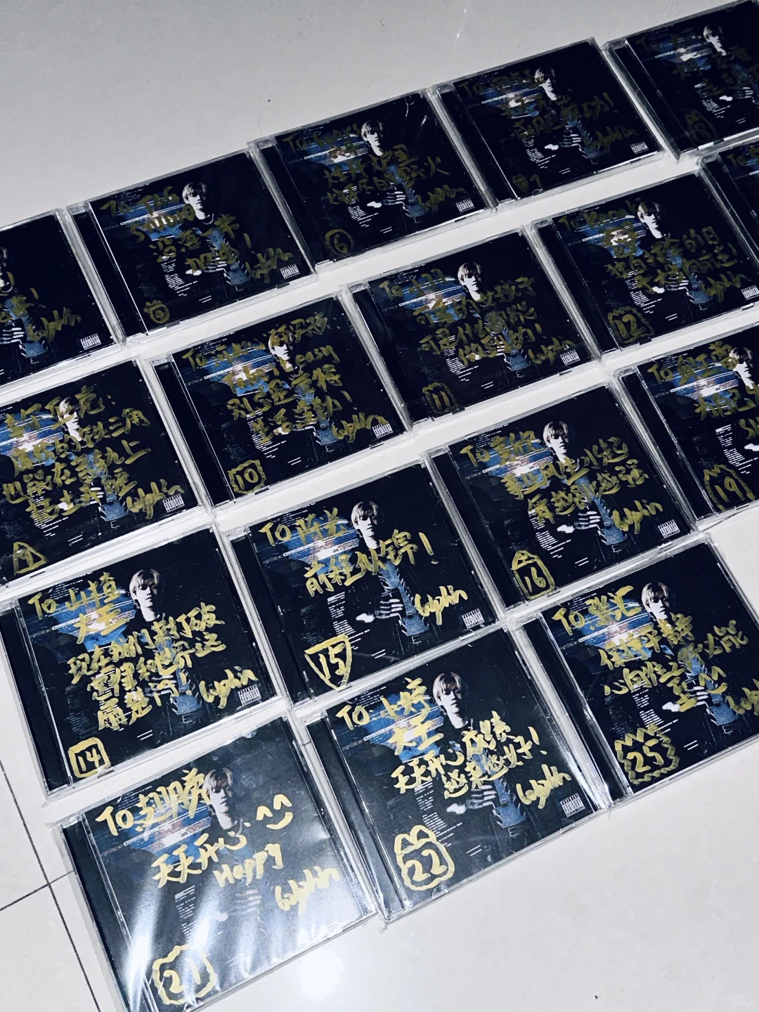 正在努力的一名高产07年小rapper🫰