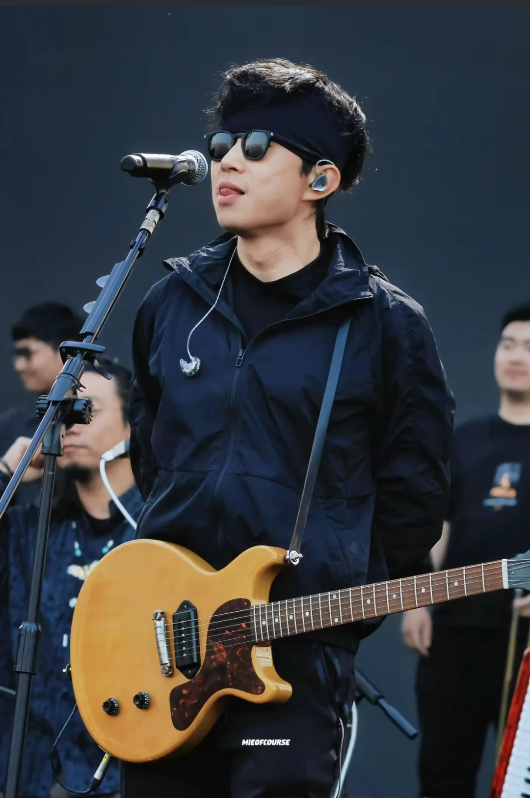 🎸赵雷!民谣圈永远的白月光!一开口就是百万