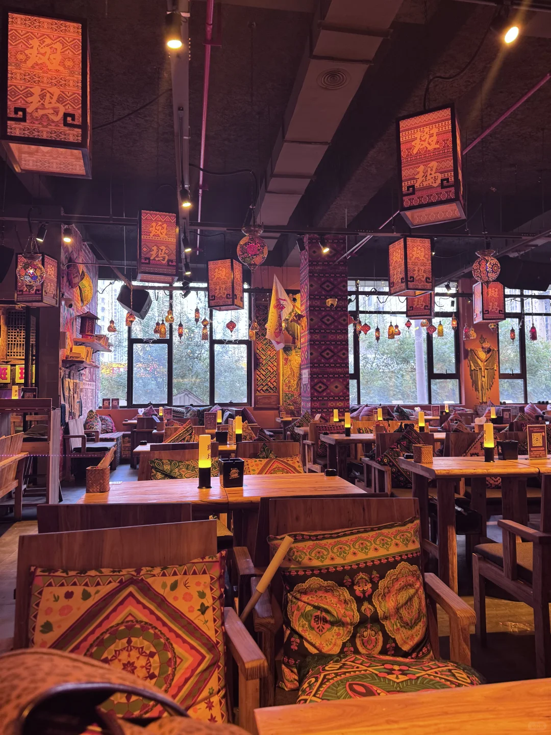 民谣酒馆、氛围感拉满、民谣氛围太好啦~