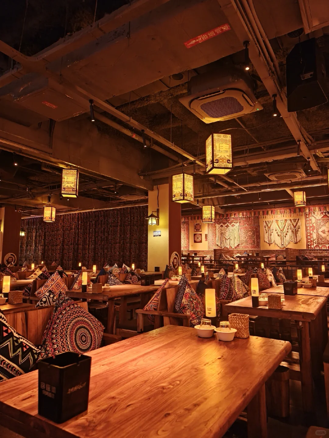 民谣集氛围真的超级棒