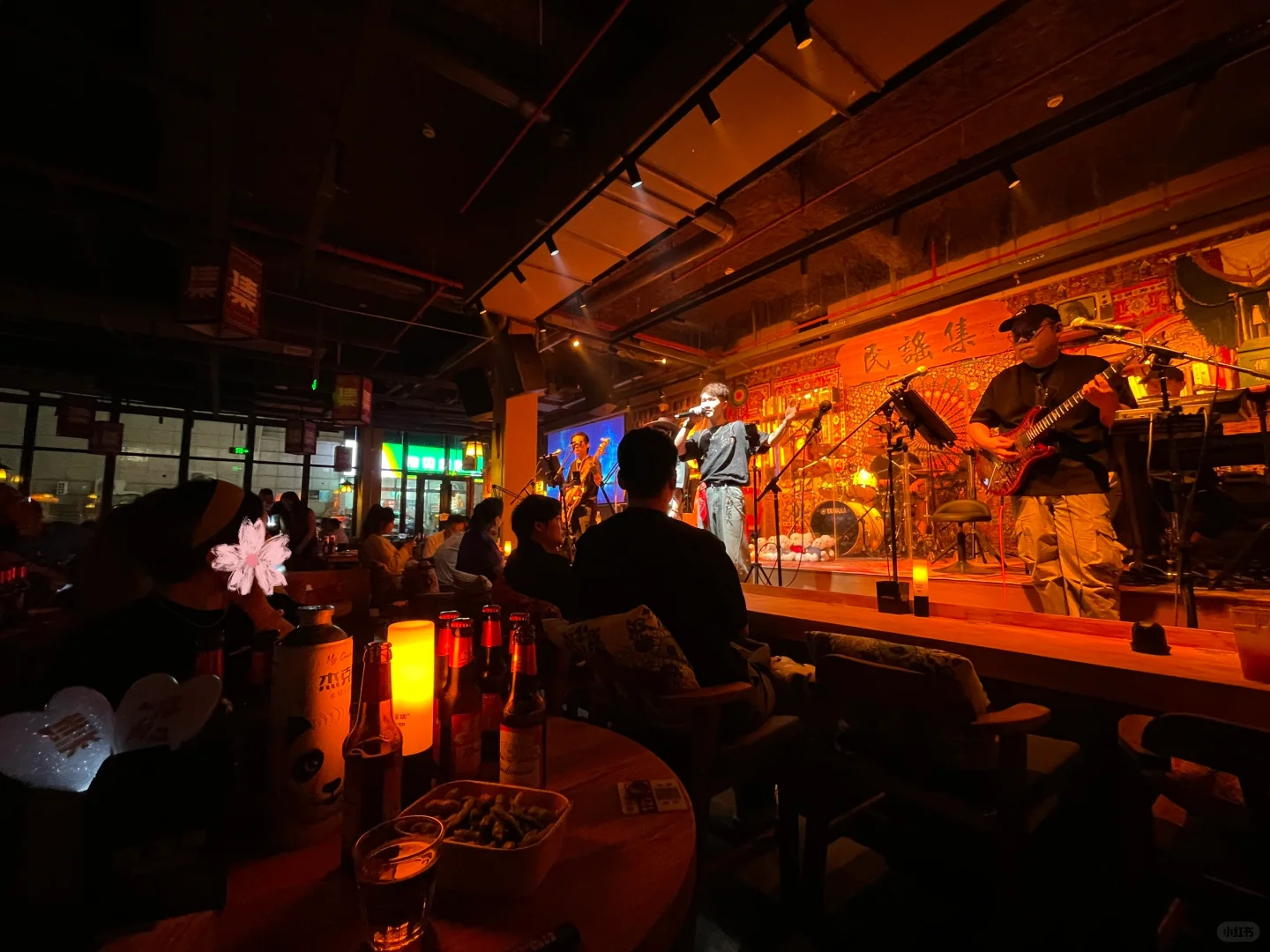 洛阳这家宝藏民谣酒吧！9.9就可以喝一晚上？！