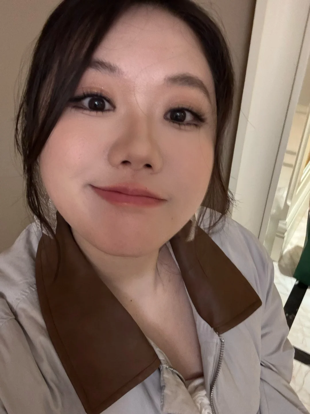 既不像诗人也不像独立音乐人🤣