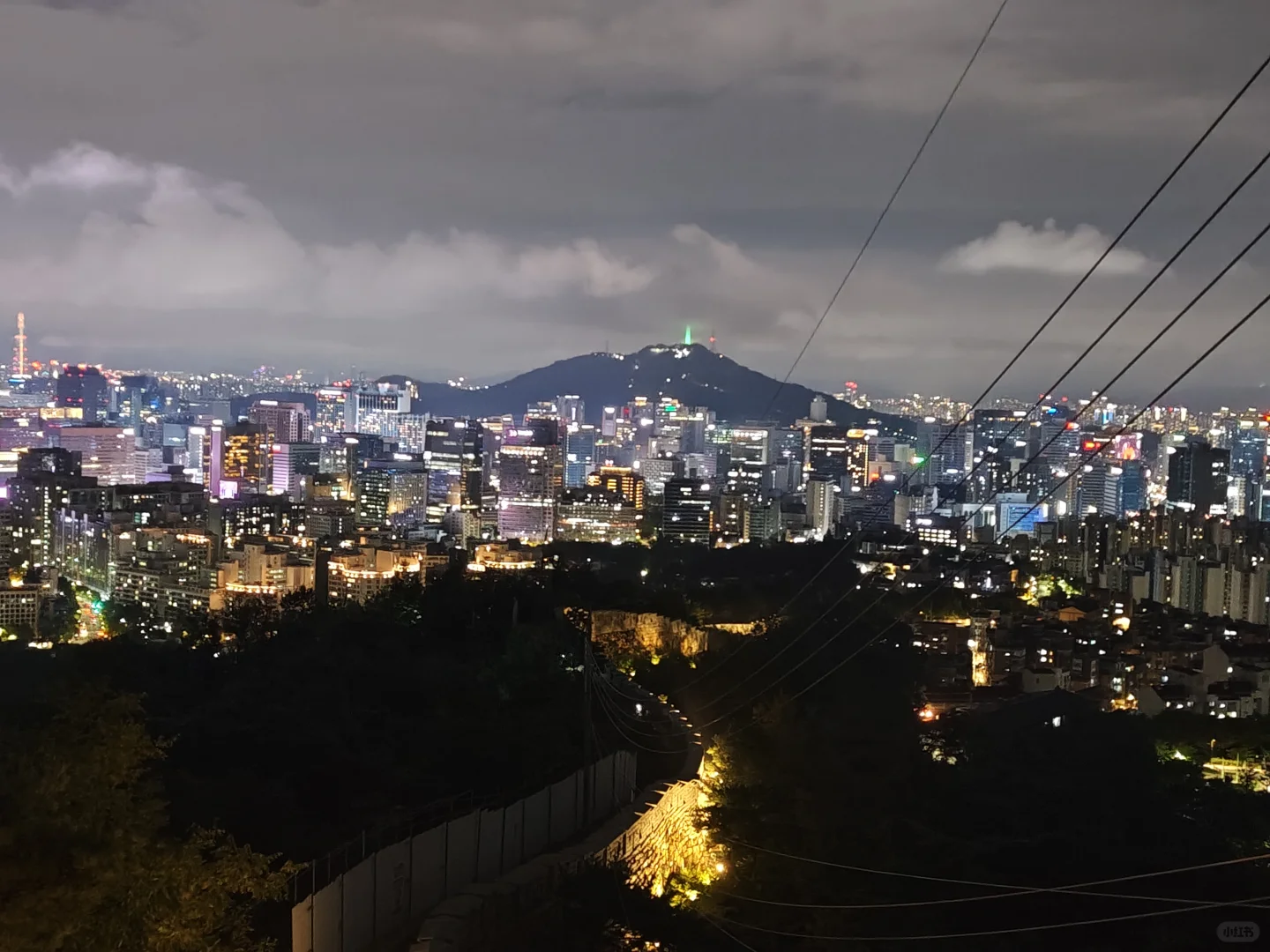 中秋节,去了仁王山拍首尔天际线夜景