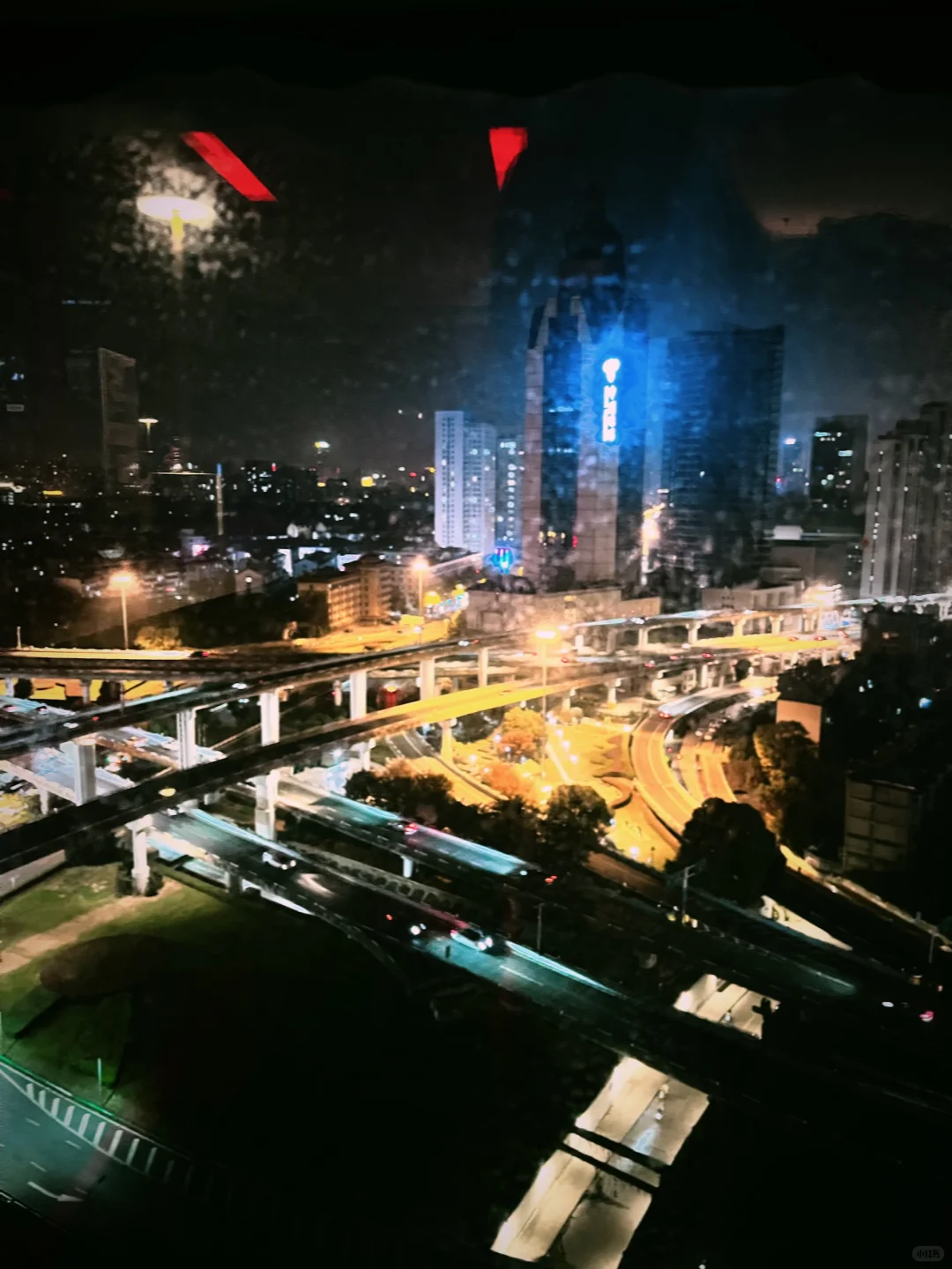 藏在十五楼的城市空中音乐酒馆