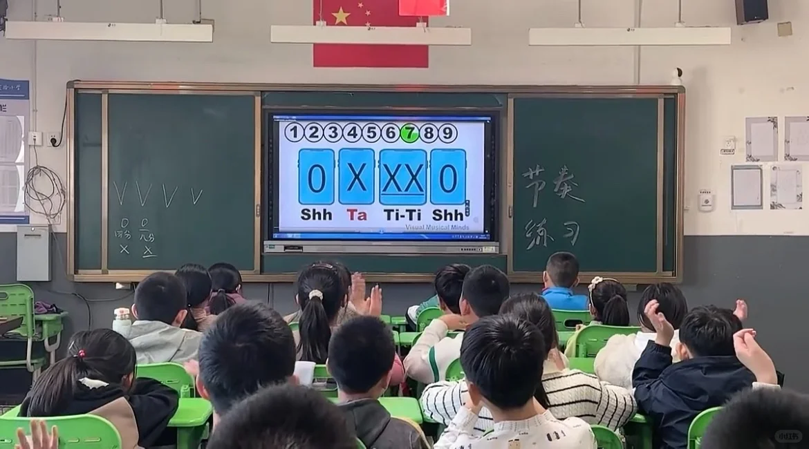 音乐老师摸鱼神器！18节课直接躺赢