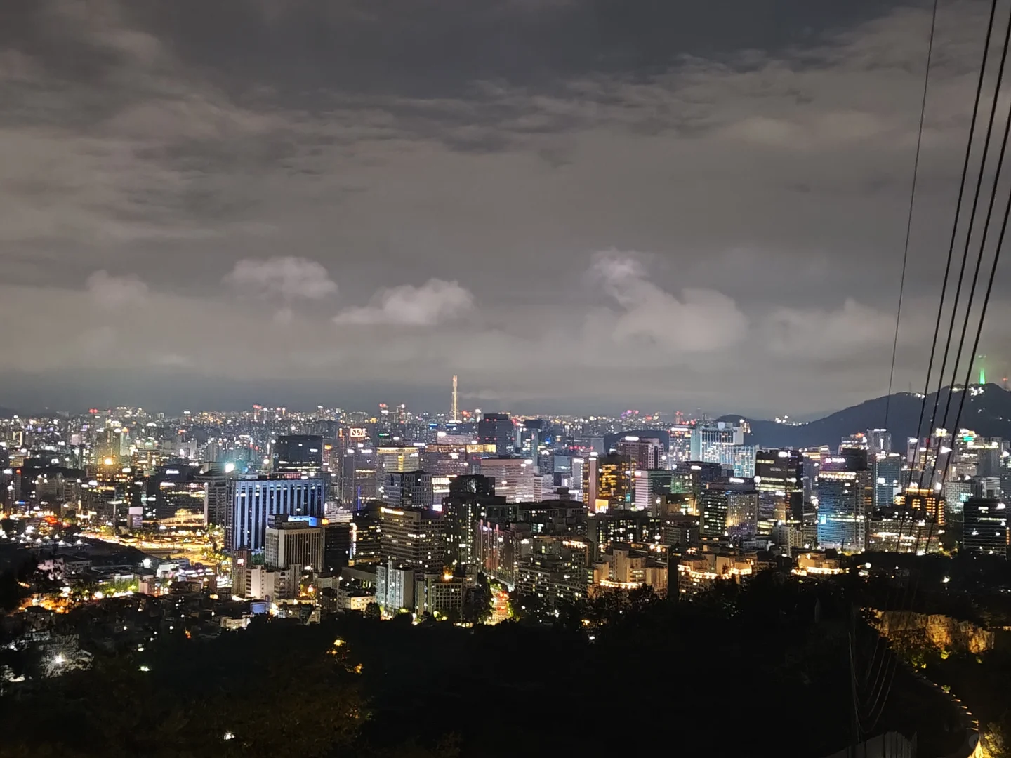 中秋节,去了仁王山拍首尔天际线夜景