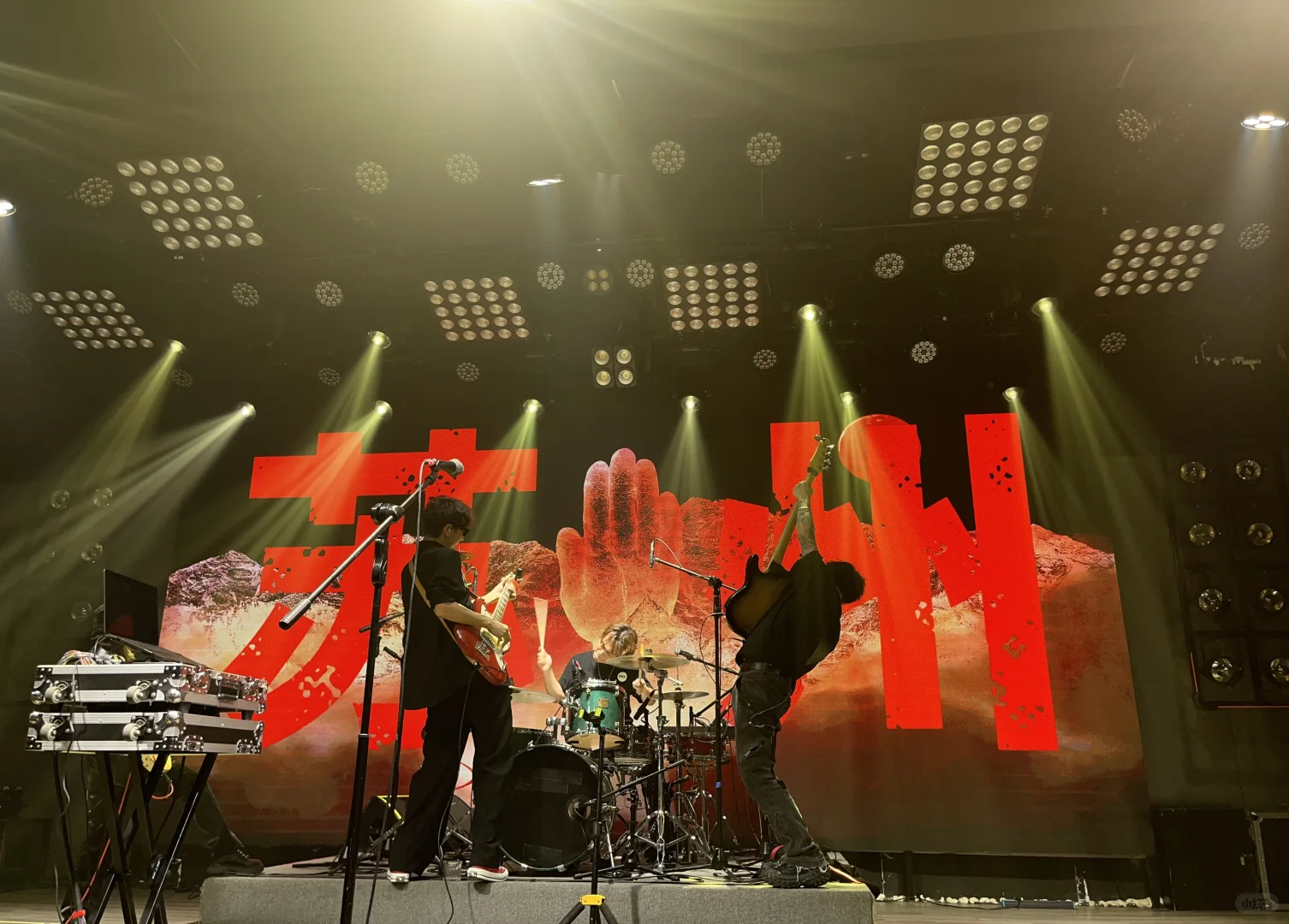 「无名之海」 石岩 苏州站