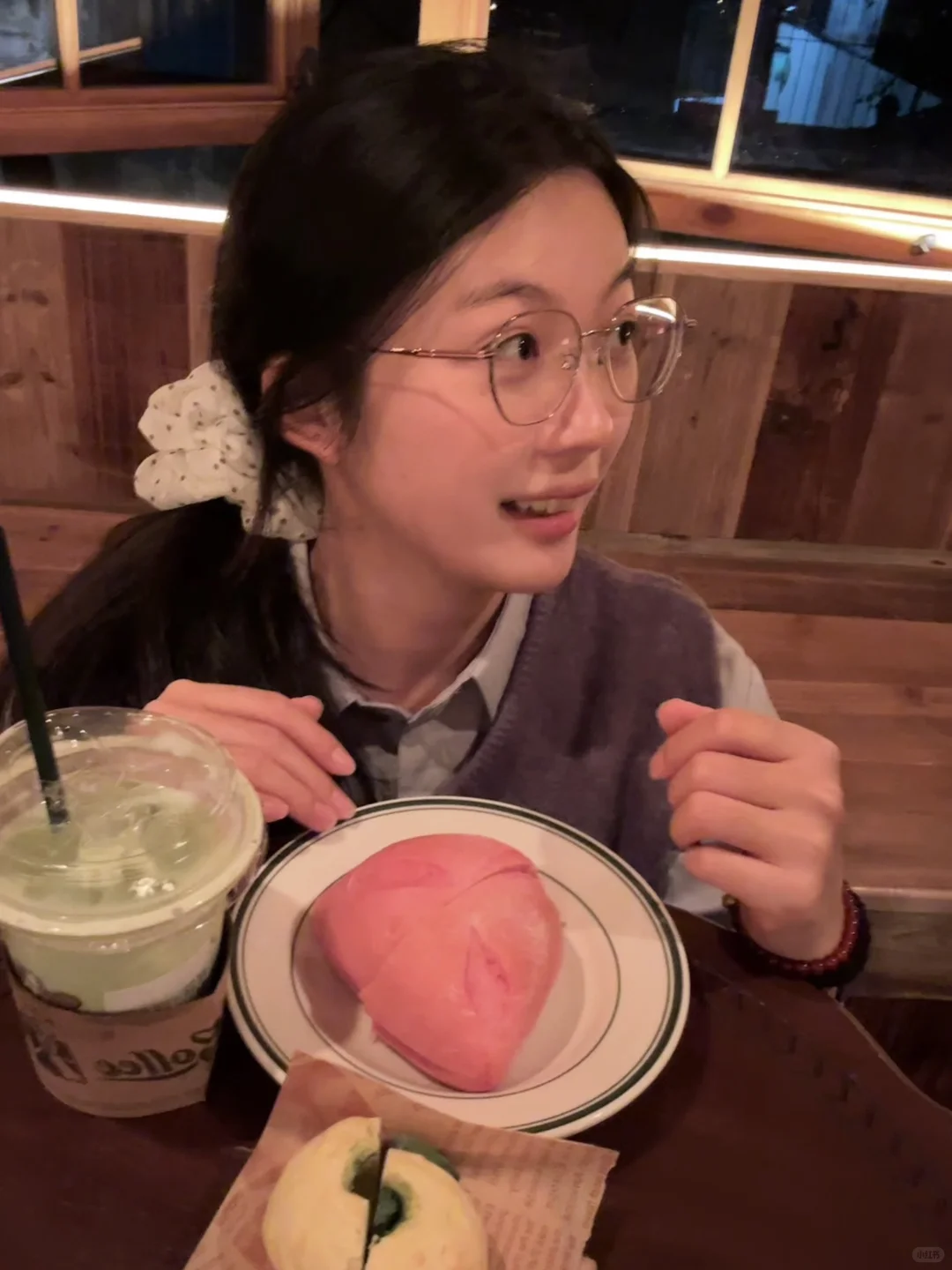 想发这几张照片 求各位迪丽热巴配bgm🥹