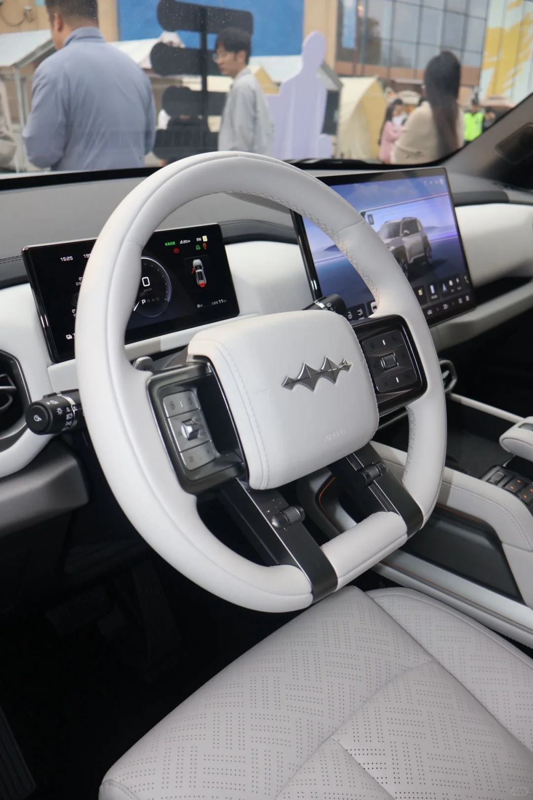 ✨打卡潮流音乐派对 科技潮品SUV钛3超吸睛！✨