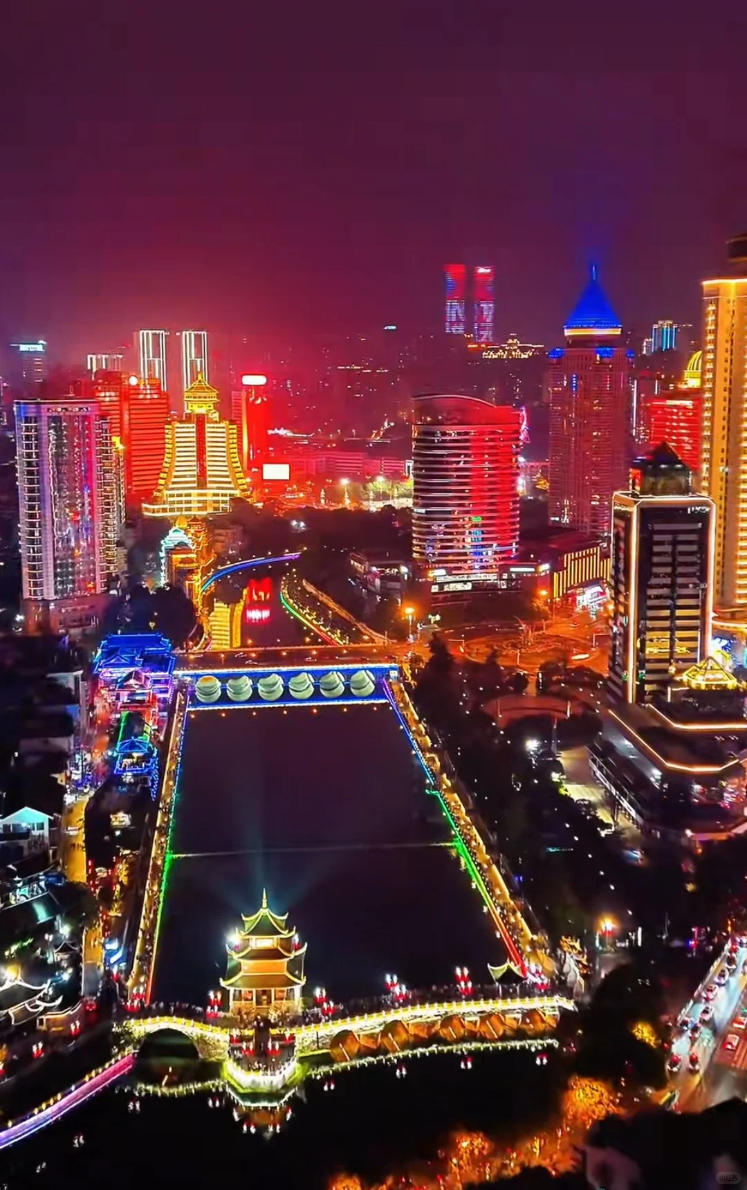 贵阳老城区的烟火气十足