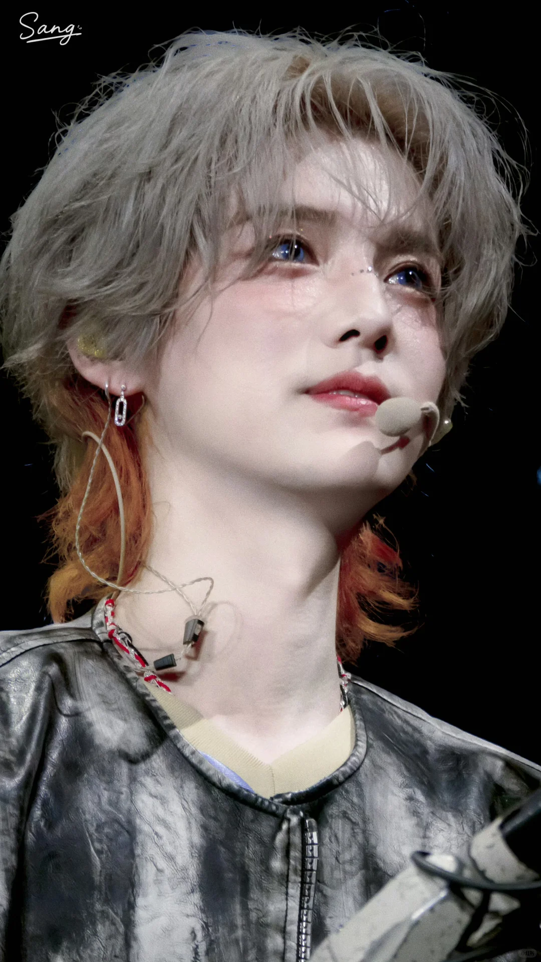 典型的歌红人爆