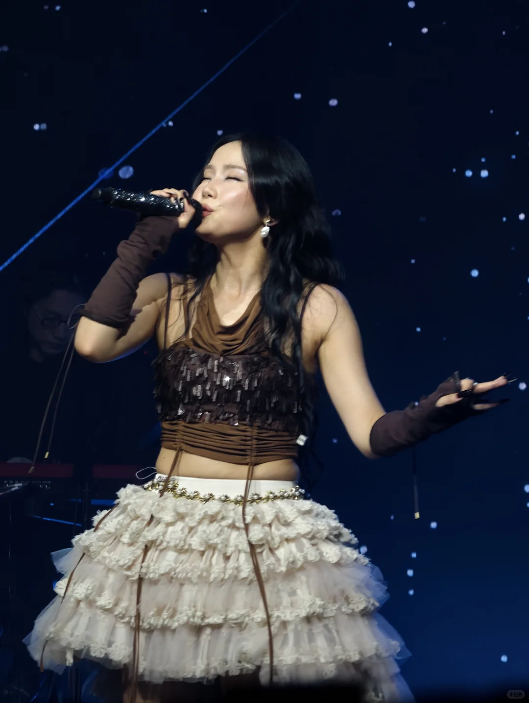 和黄龄的合影来了,还有1、2套皮肤的美照