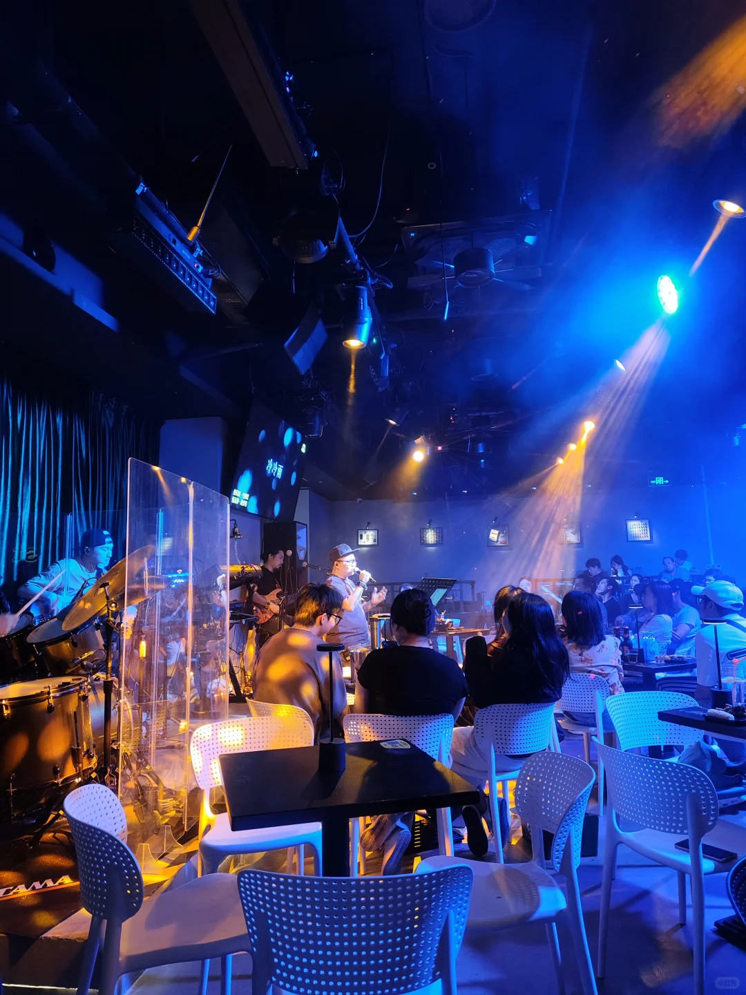 人均老广DNA!这家港乐现场太顶了🔥