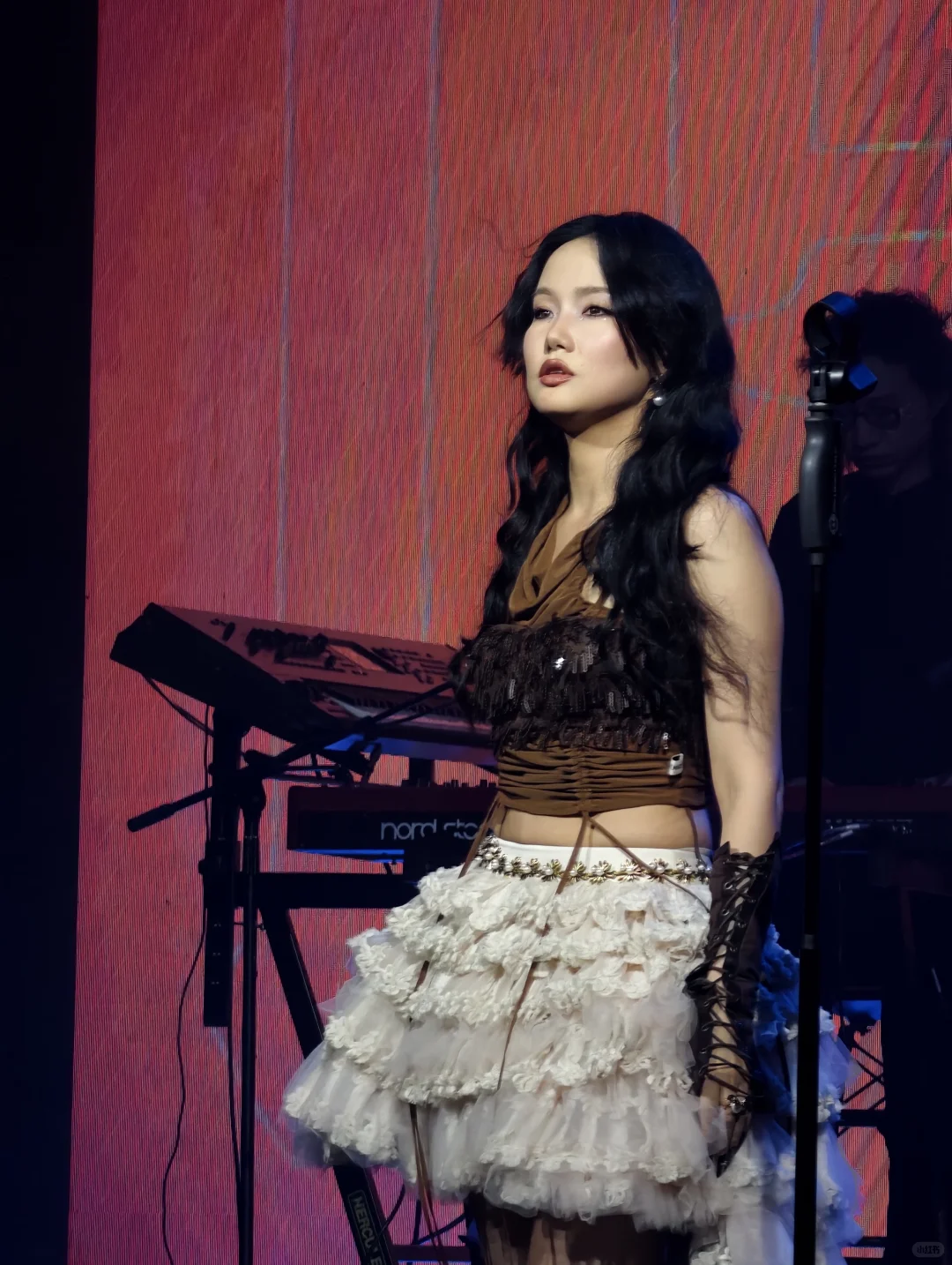 和黄龄的合影来了,还有1、2套皮肤的美照