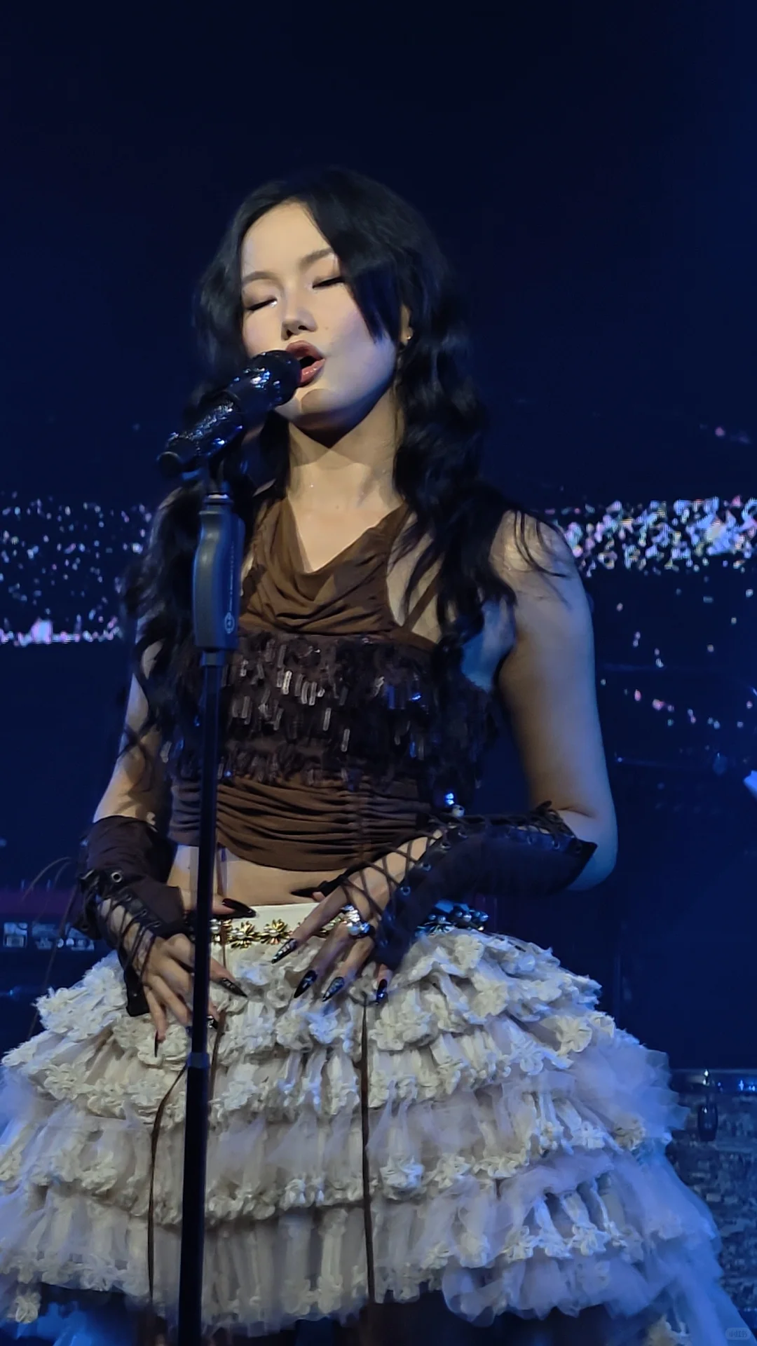 和黄龄的合影来了,还有1、2套皮肤的美照