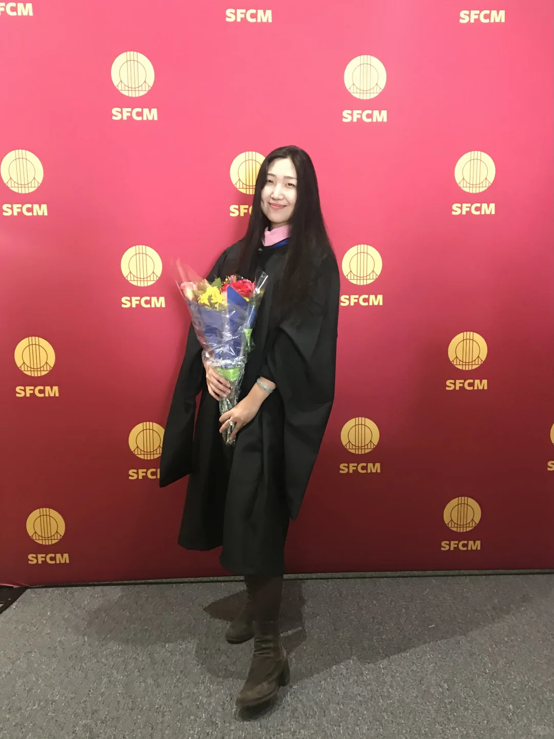 嗨嗨~认识一下!我是在LA的作曲人Zee🎶