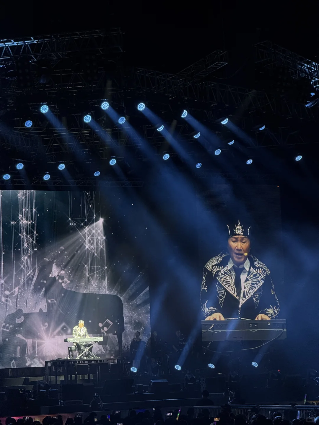 歌神许冠杰 经典永恒