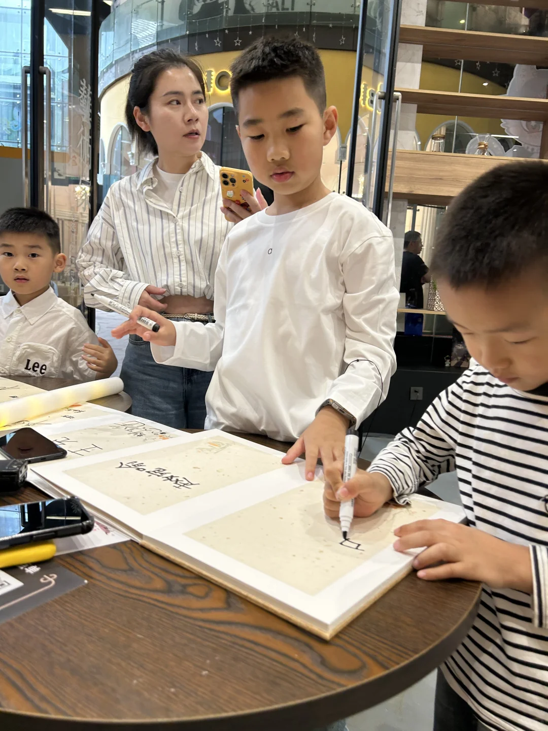 属于我们音乐人的签字快乐