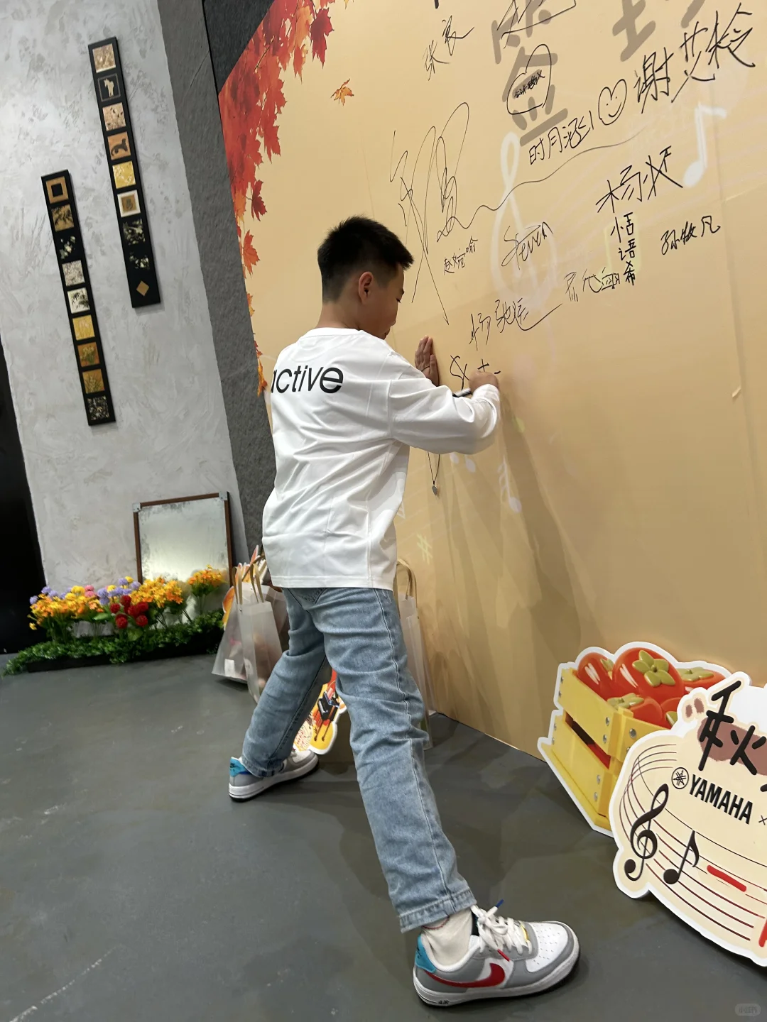 属于我们音乐人的签字快乐