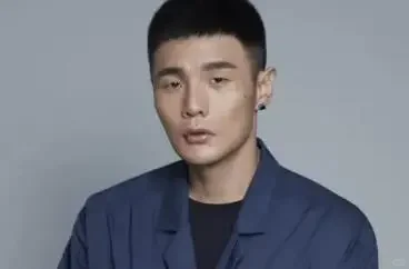 iOS26更新后,李荣浩竟成最大赢家?