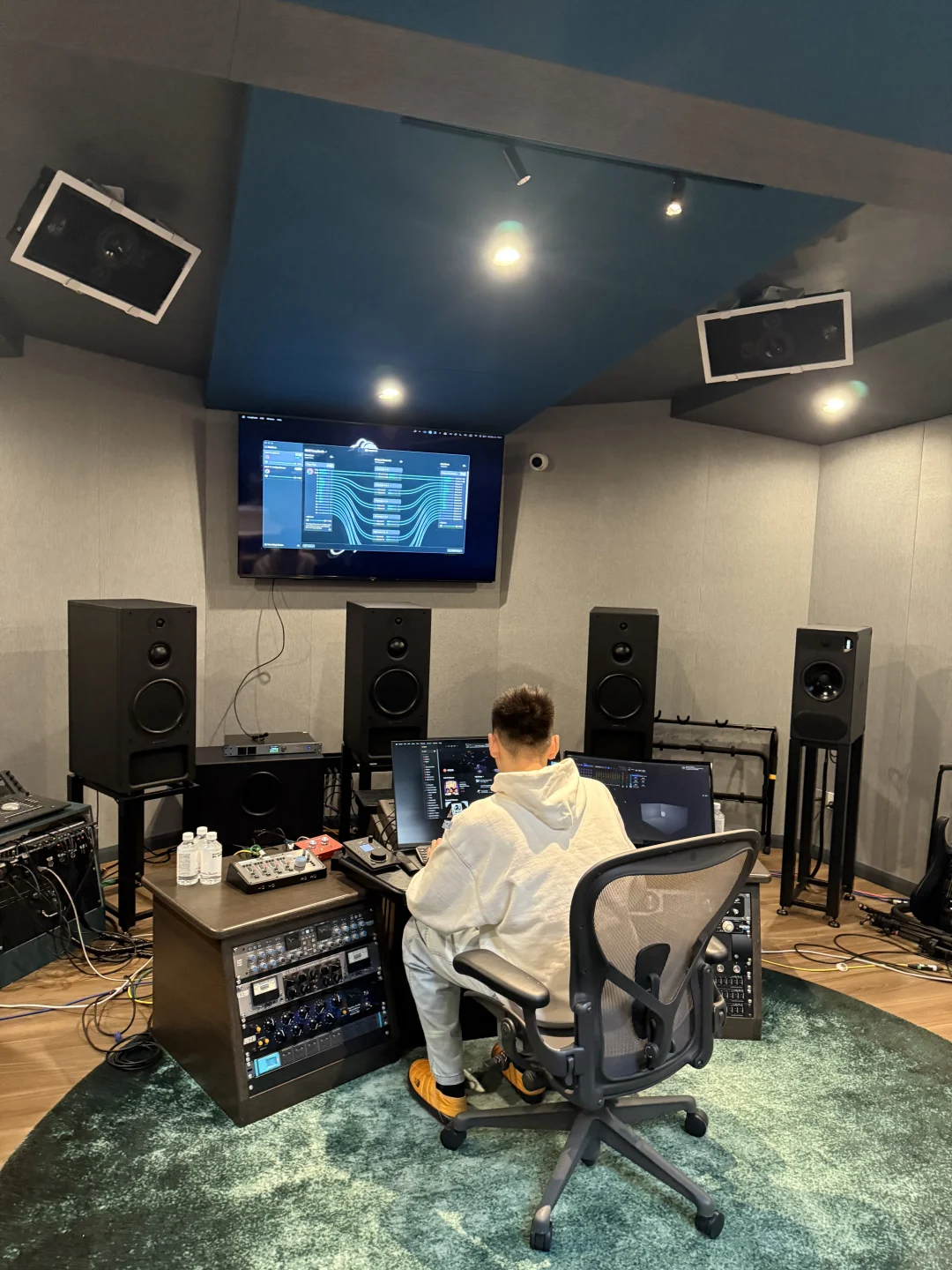 好喜欢这间录音室🥫