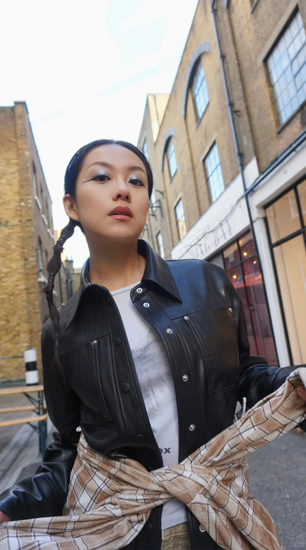 「衣」然固我|Dinergirl「皮」一下很酷