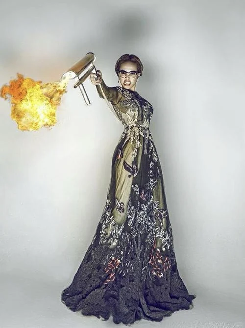 十年前的今天，呸姐降临！