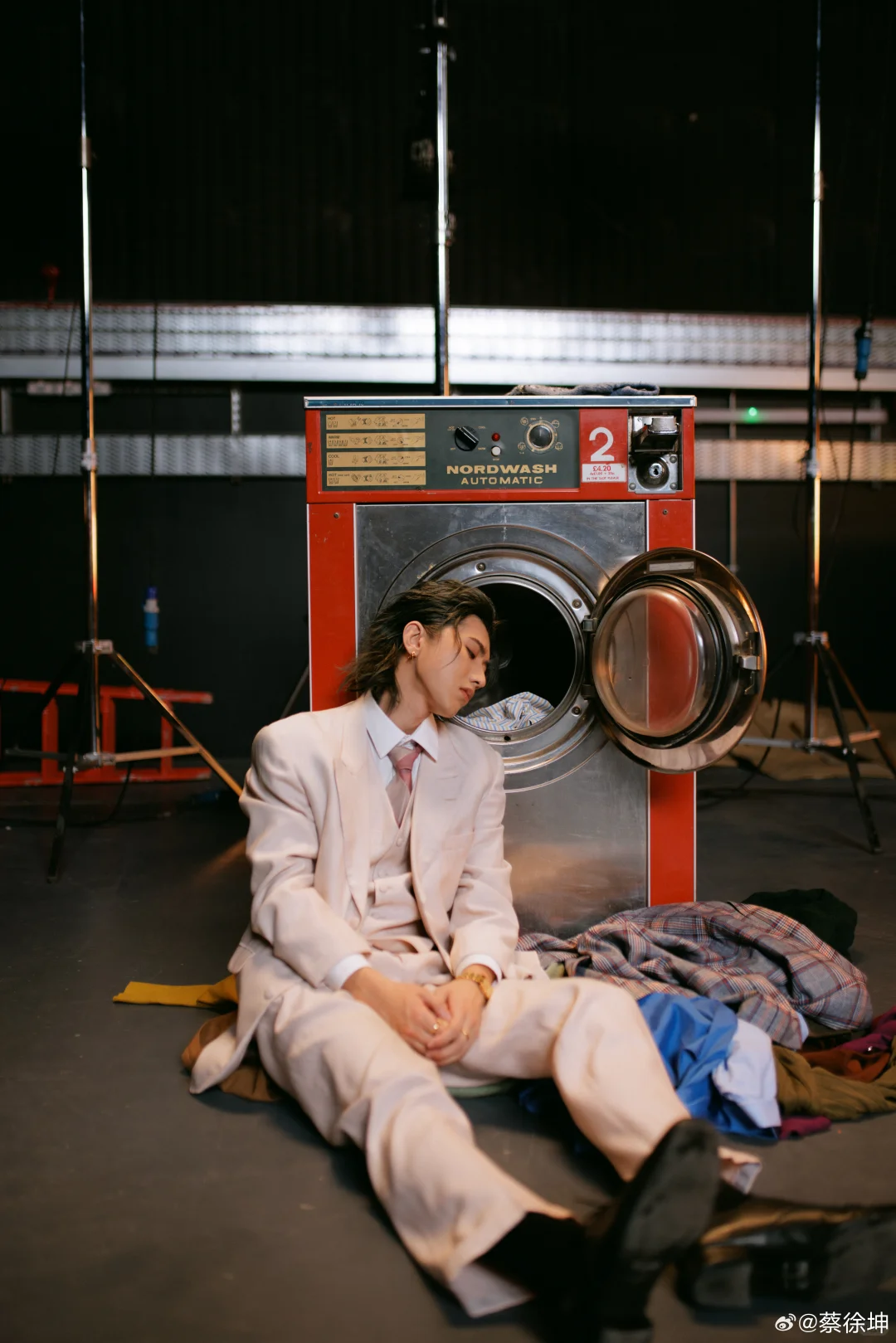 蔡徐坤新歌whataday将在11.14发布！