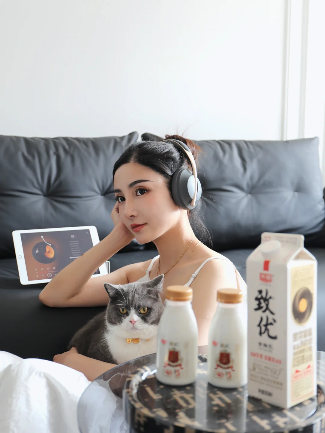 “不是老歌好听了，是我们拥有共鸣的故事了”