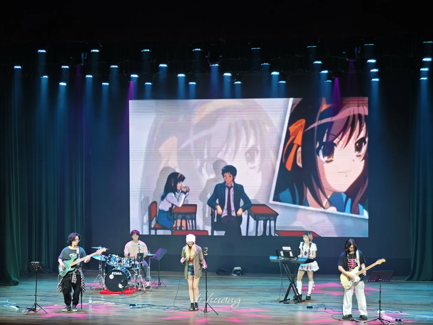 在文物剧院听二次元歌曲是什么体验？