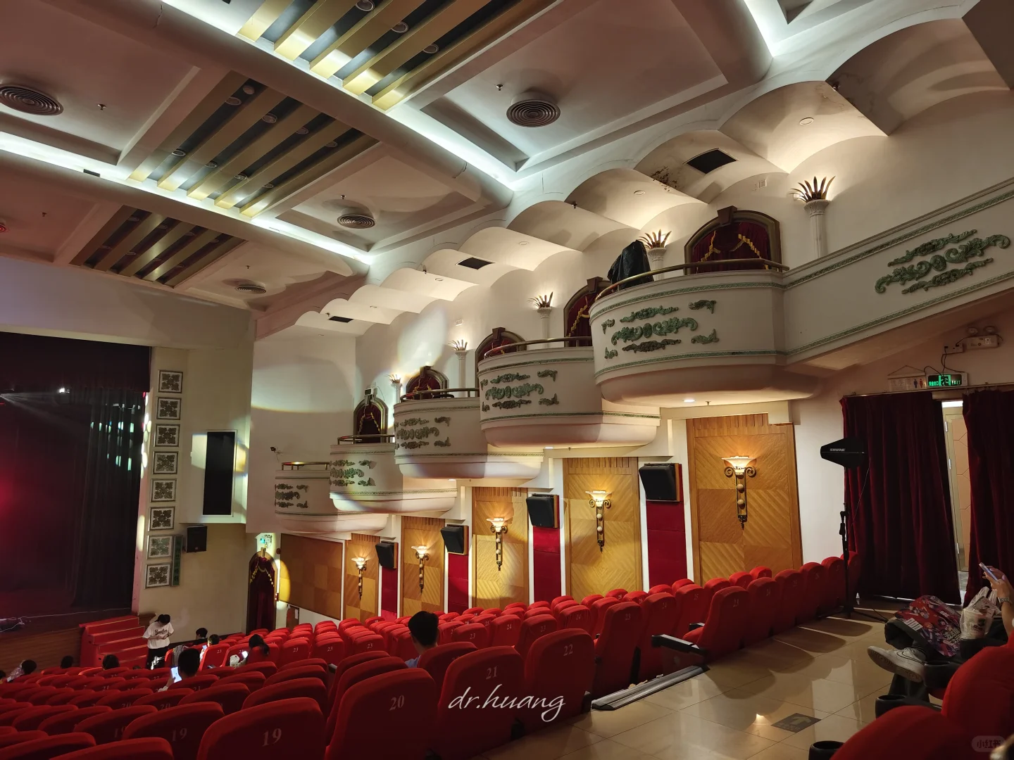 在文物剧院听二次元歌曲是什么体验？