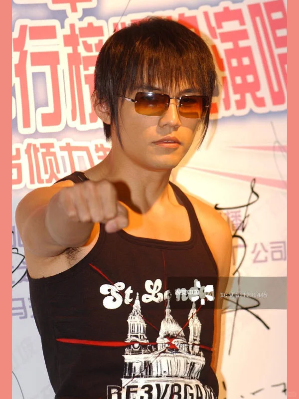 2002年的周杰伦💗