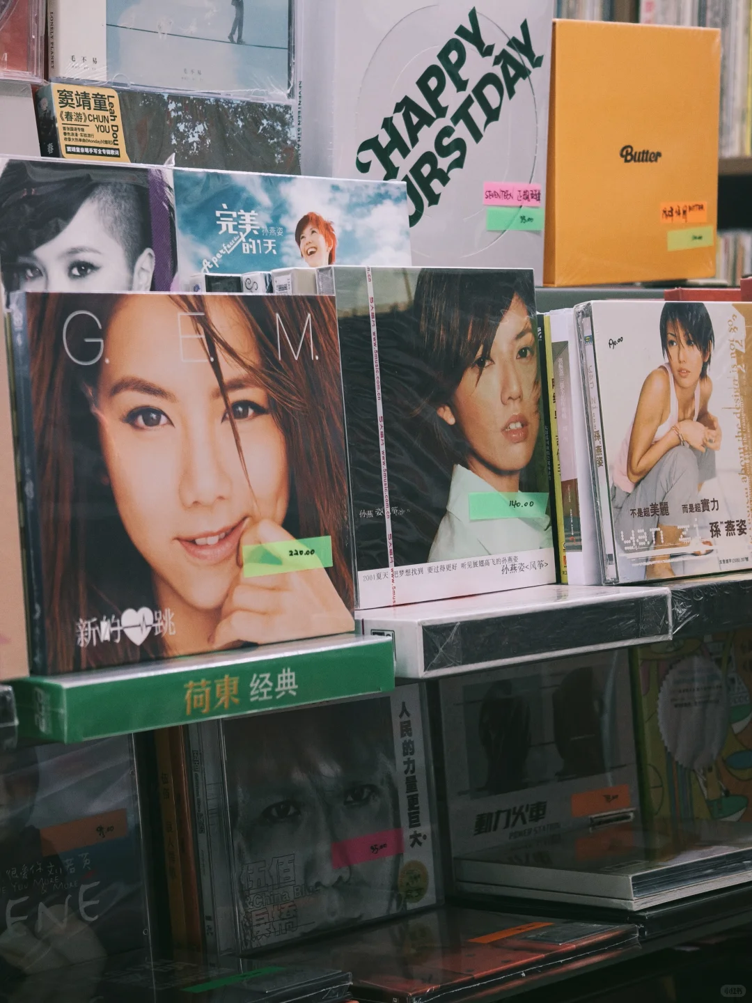 在大连，没想到黑胶唱片店里还有这个！！