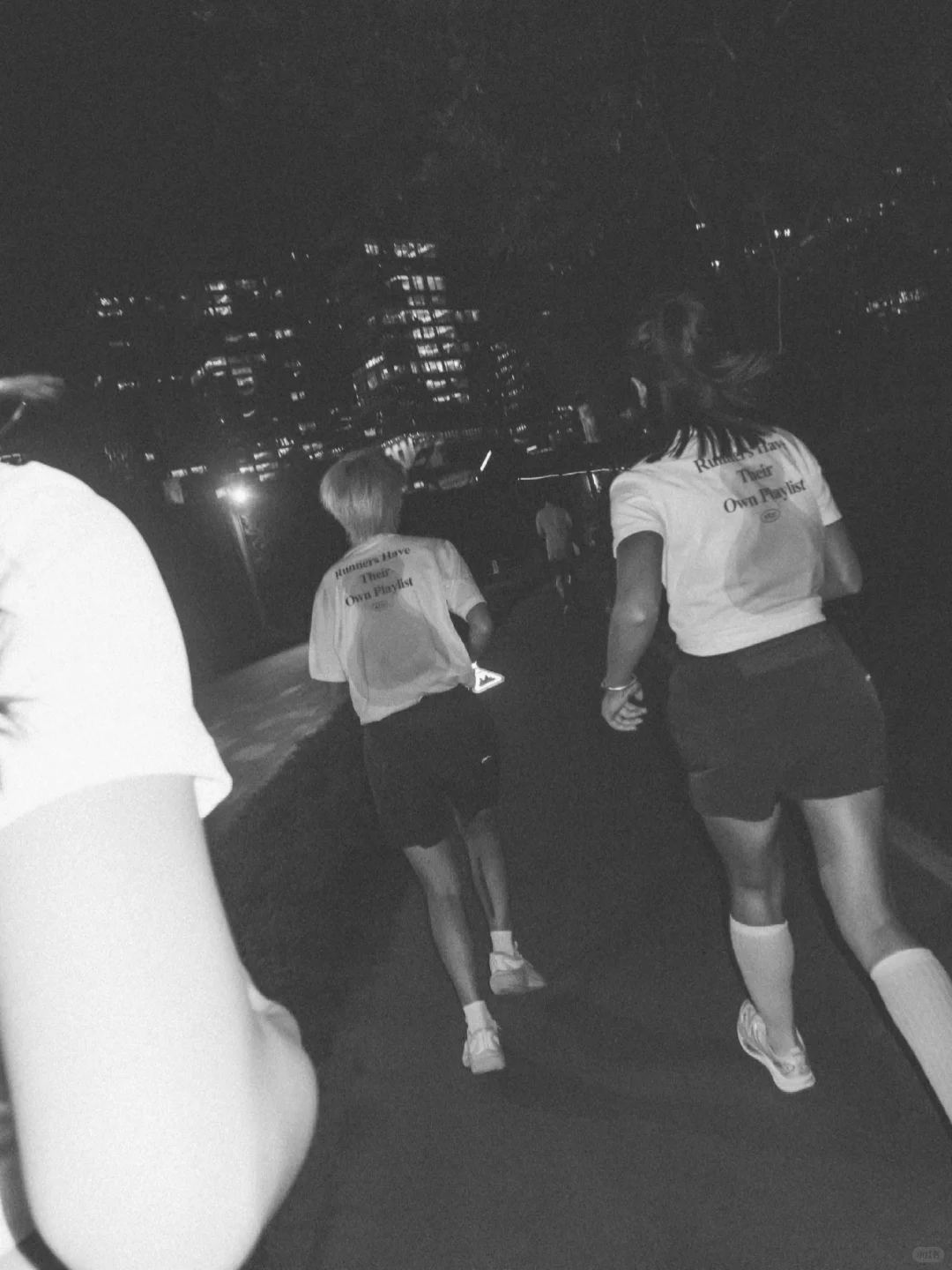 问卷大调查：你跑步的时候听什么歌？